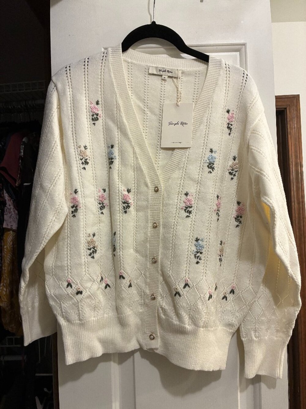 Simple Retro Floral Embroidered Cardigan Cream Pearl Button NWT Size M